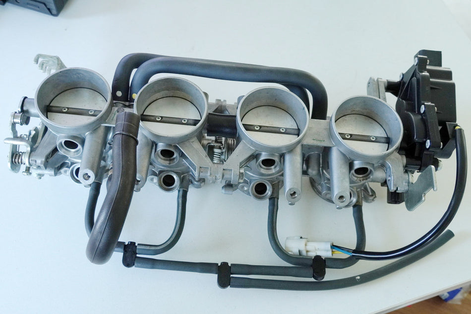 SUZUKI GSX-R 750 WVCW K8 K9 L0 Sistema de inyección Cuerpo de mariposa Actuador