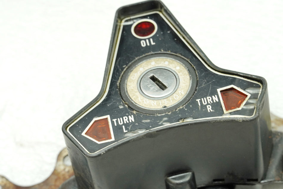YAMAHA RD 250 1A2 Cockpit Kontrollleuchten Instrumente (Zündschloß)
