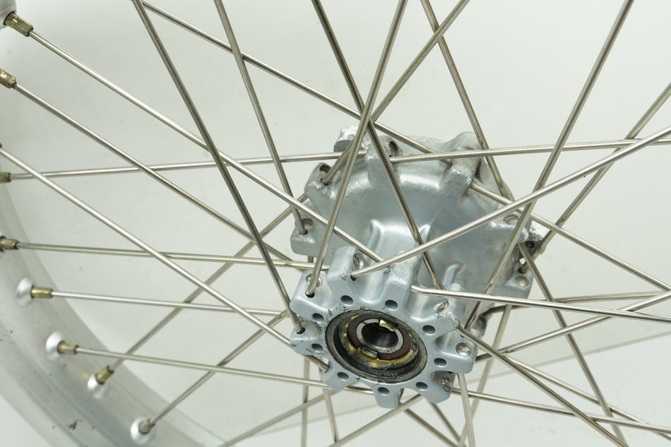 Aprilia Pegaso 650 GA (MX) Front Wheel Rim Hub Spokes 19x2.15