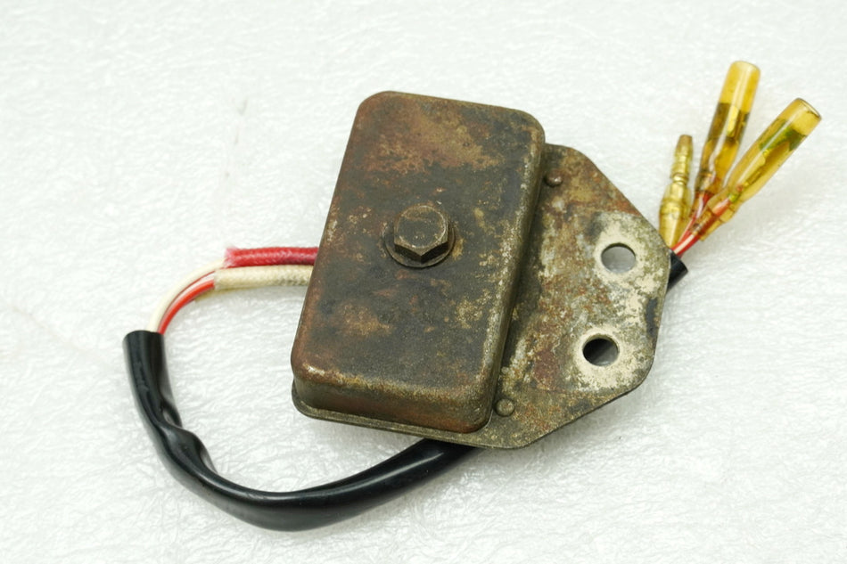 YAMAHA RD 250 1A2 Resistencia del regulador original 1A0-85370-10