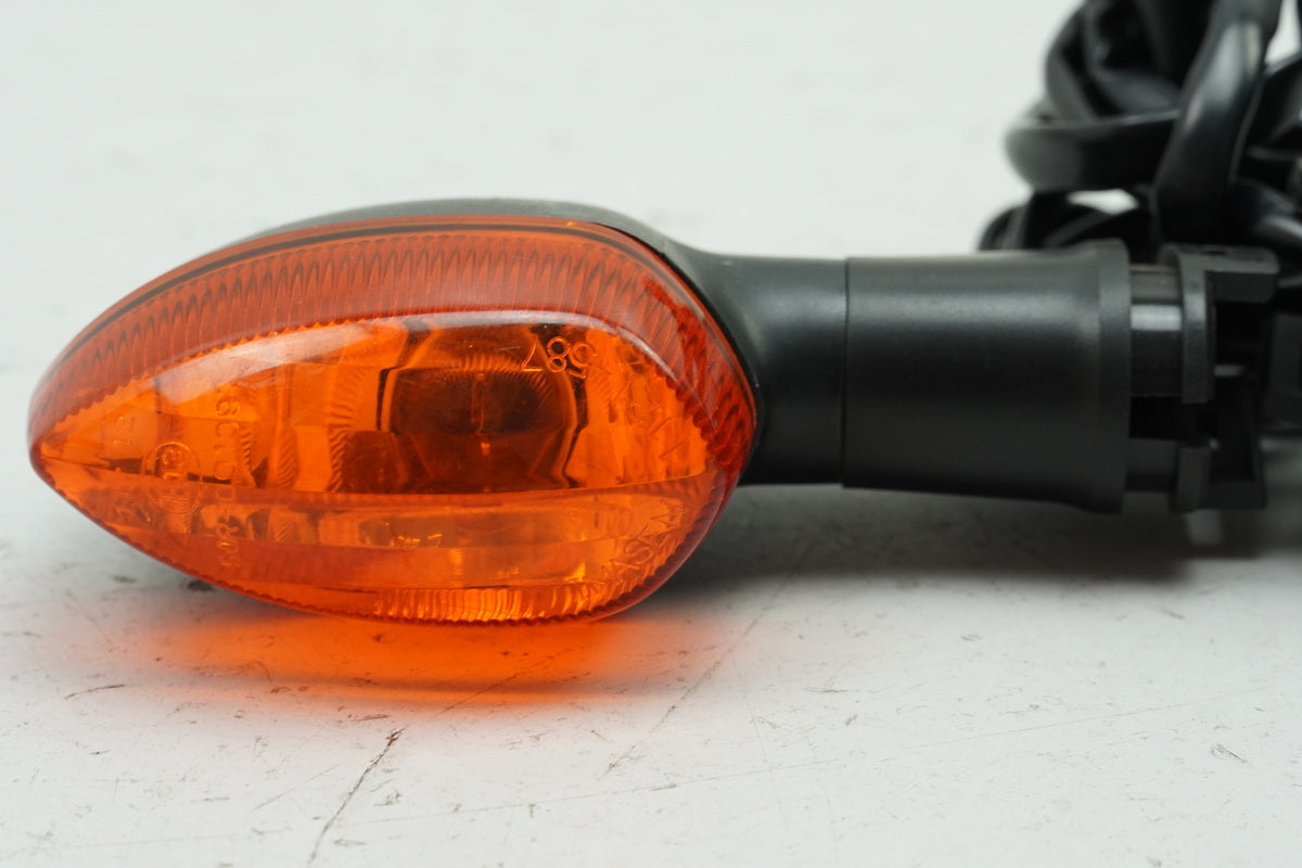 YAMAHA YZF R1 RN19 Turn Signals Left and Right Rear Original Pair 2C0-83330-00-00