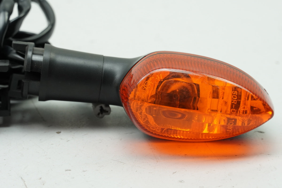 YAMAHA YZF R1 RN19 Turn Signals Left and Right Rear Original Pair 2C0-83330-00-00