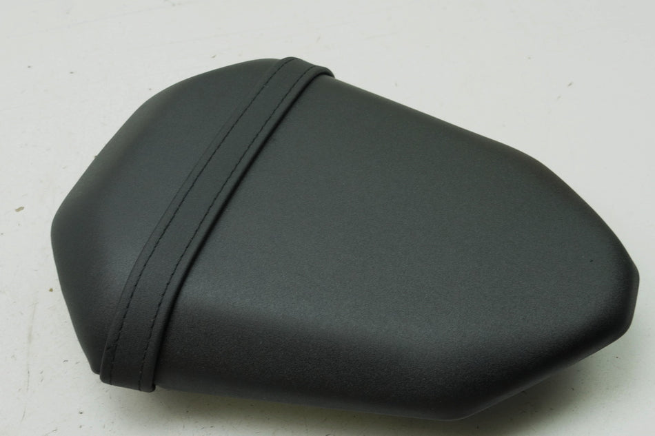 YAMAHA MT07 RM04 Soziussitz Sitz original Sitzbank Seat NEU 1WS-24750-00