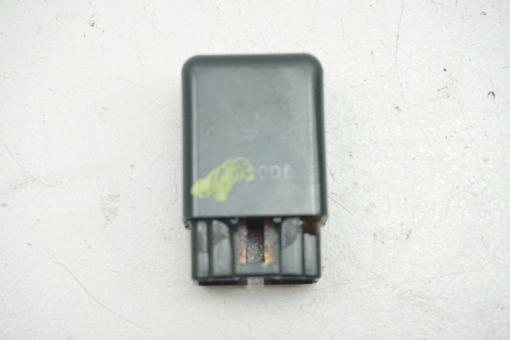 SUZUKI GS 500 E GM51B OMRON RELAIS