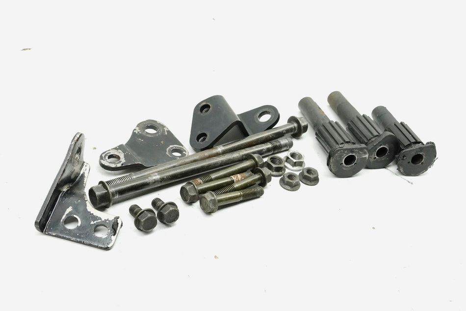KAWASAKI EN 500 EN 500 A Engine Mount Axle Bolts Spacer Engine Holder