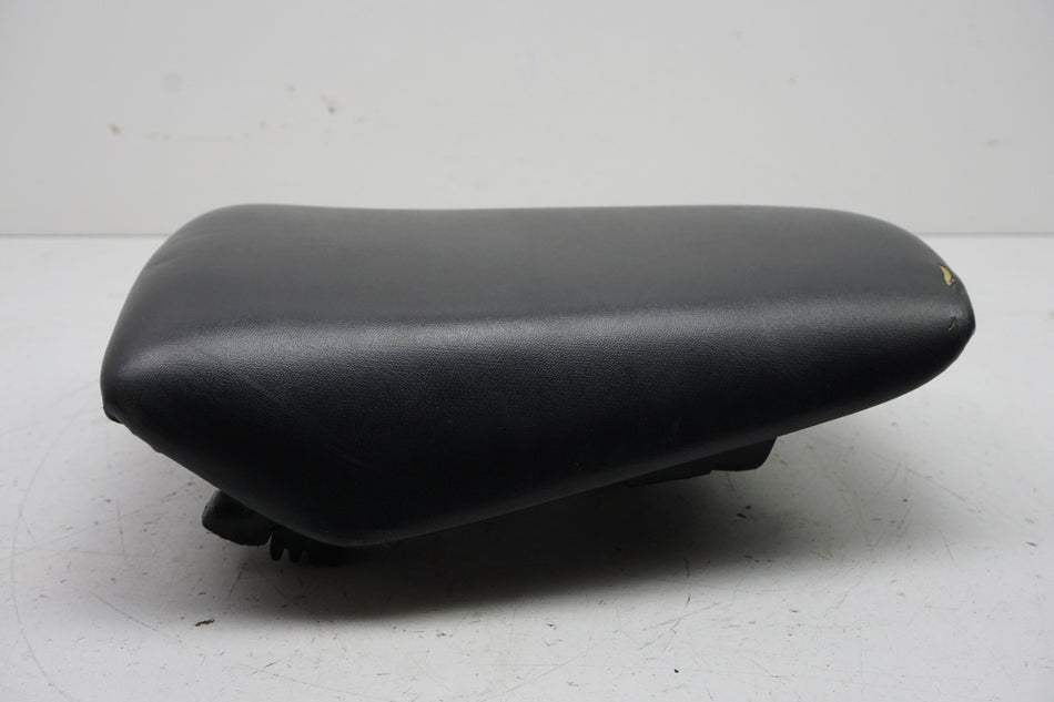 HONDA CBR 125 JC34 Asiento del pasajero 77300-KPPA-9010
