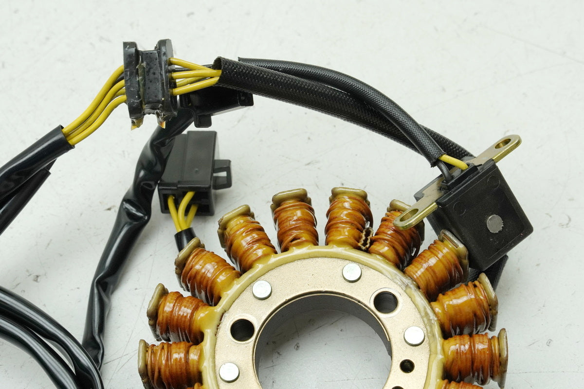 Kawasaki EL 252 EL 250 B Eliminator Lima Stator Lichtmaschine Pick Up 17351 km