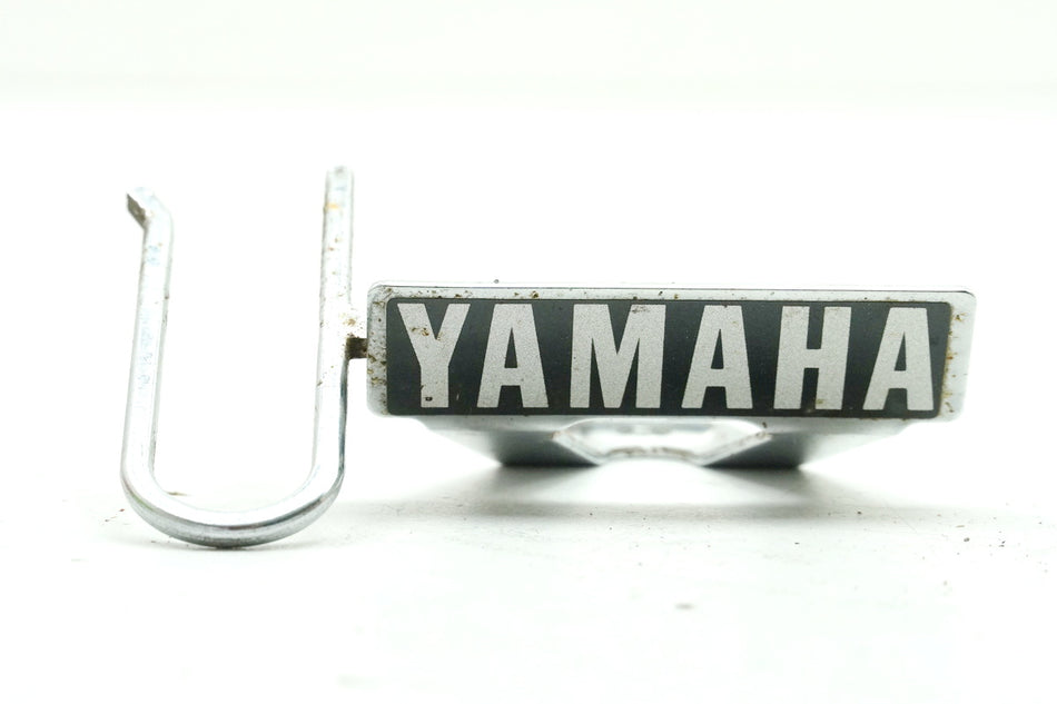 YAMAHA XV 535 VIRAGO 2YL Tapa emblema Soporte en tija inferior