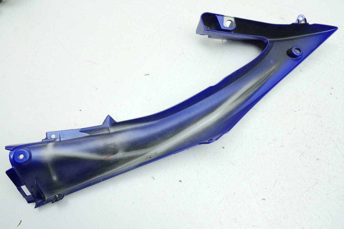 YAMAHA YZF R6 RJ15 Fairing Upper Left Side Panel Cover 13S-2117V-00-P0