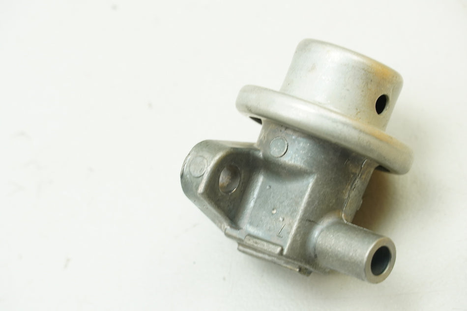 KTM 1290 SUPERDUKE R Fuel Pressure Regulator Keihin Original Pressure Regulator Fuel