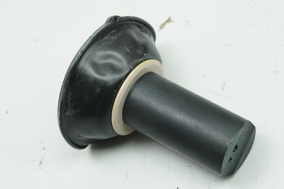 SUZUKI VS 1400 VX51L INTRUDER Gasschieber Membran original NEU 13500-38A10-000