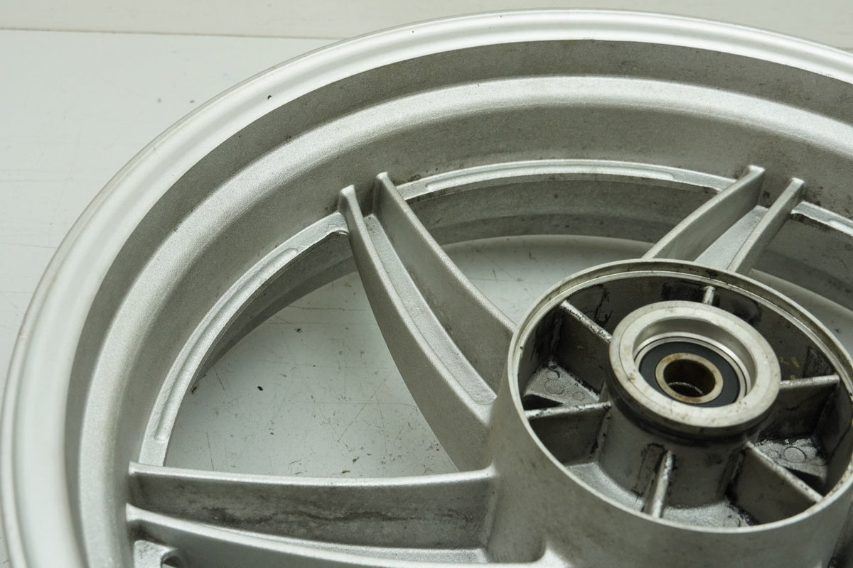 HYOSUNG GT 650 R N S - Rear rim rear wheel J 17 x MT 4.50 accident-free silver
