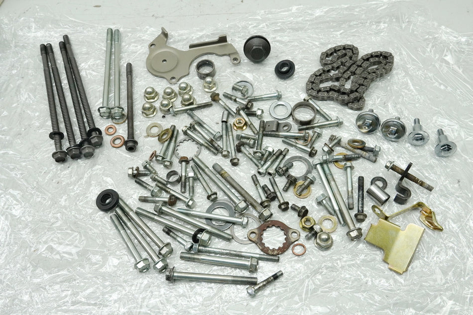 HONDA XL 600 PD06 TRANSALP Schrauben Kleinteile Muttern Lager (für Motor Deckel)