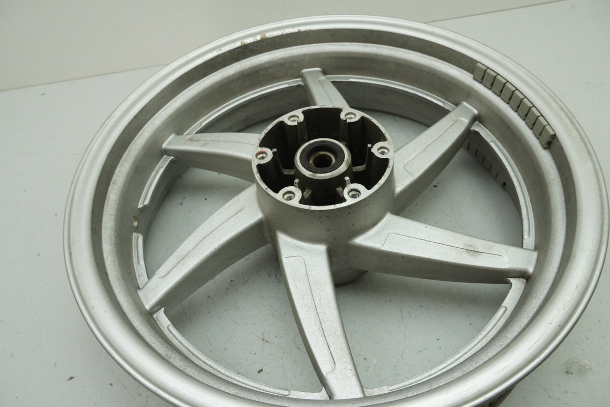 HYOSUNG GT 650 R N S - Rear rim rear wheel J 17 x MT 4.50 accident-free silver