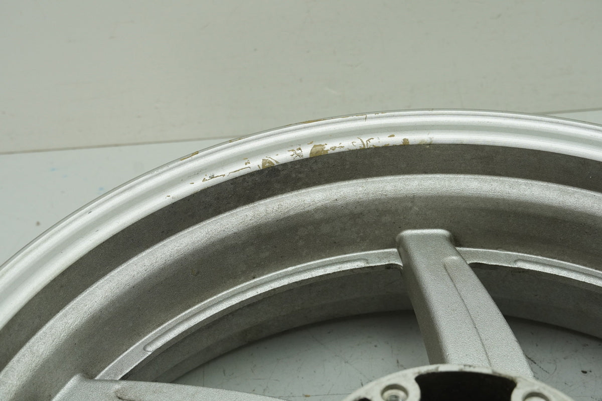 HYOSUNG GT 650 R N S - Rear rim rear wheel J 17 x MT 4.50 accident-free silver
