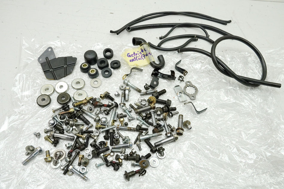 Kawasaki EL 252 EL 250 B Eliminator Schrauben Muttern Halter Kleinteile Schlauch