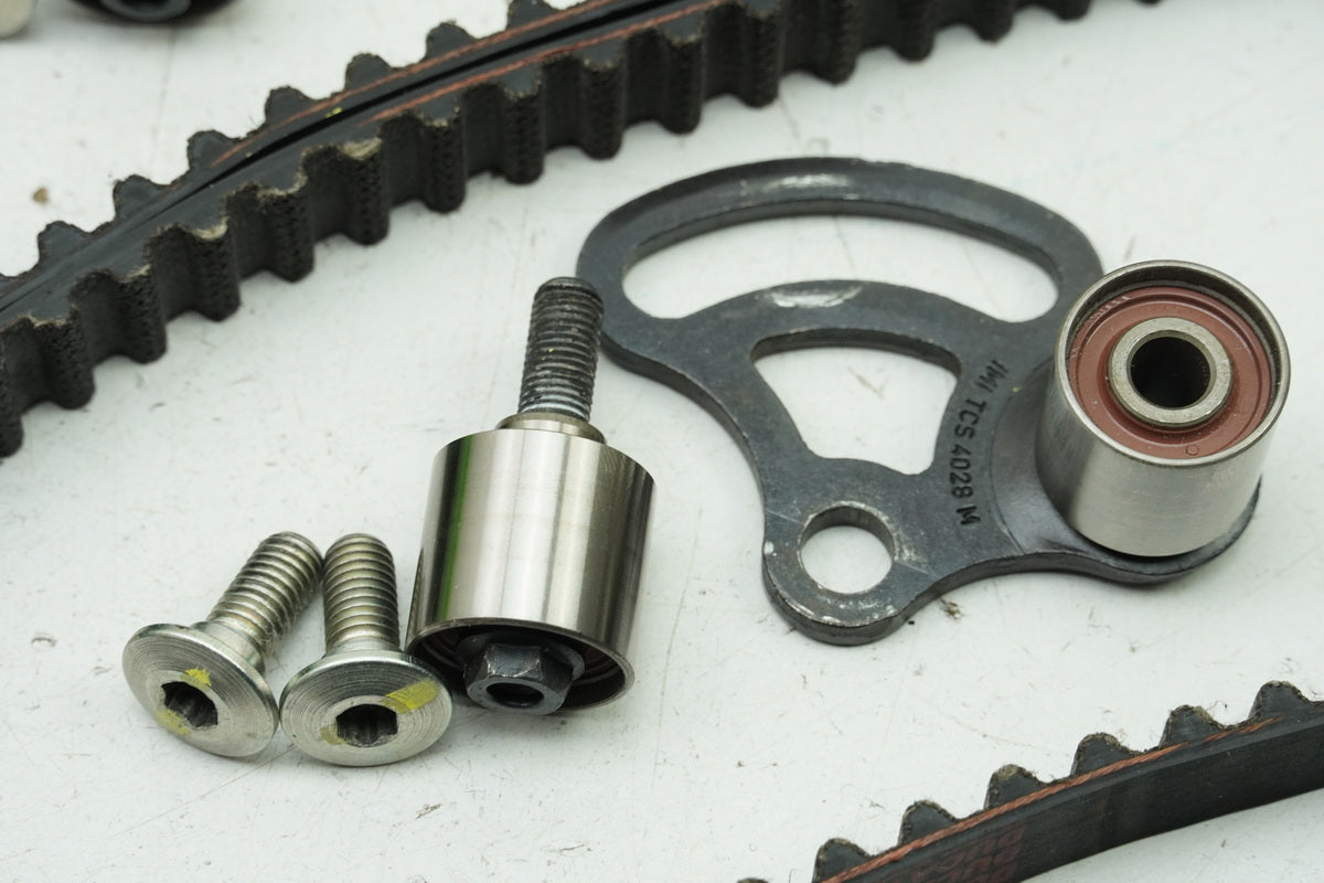 DUCATI MONSTER 696 ABS M5 Zahnriemen SET Spannrolle Spanner für Motor NUR 1626km