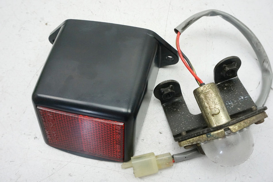 KAWASAKI GPZ 1100 ZXT10E Luz de matrícula