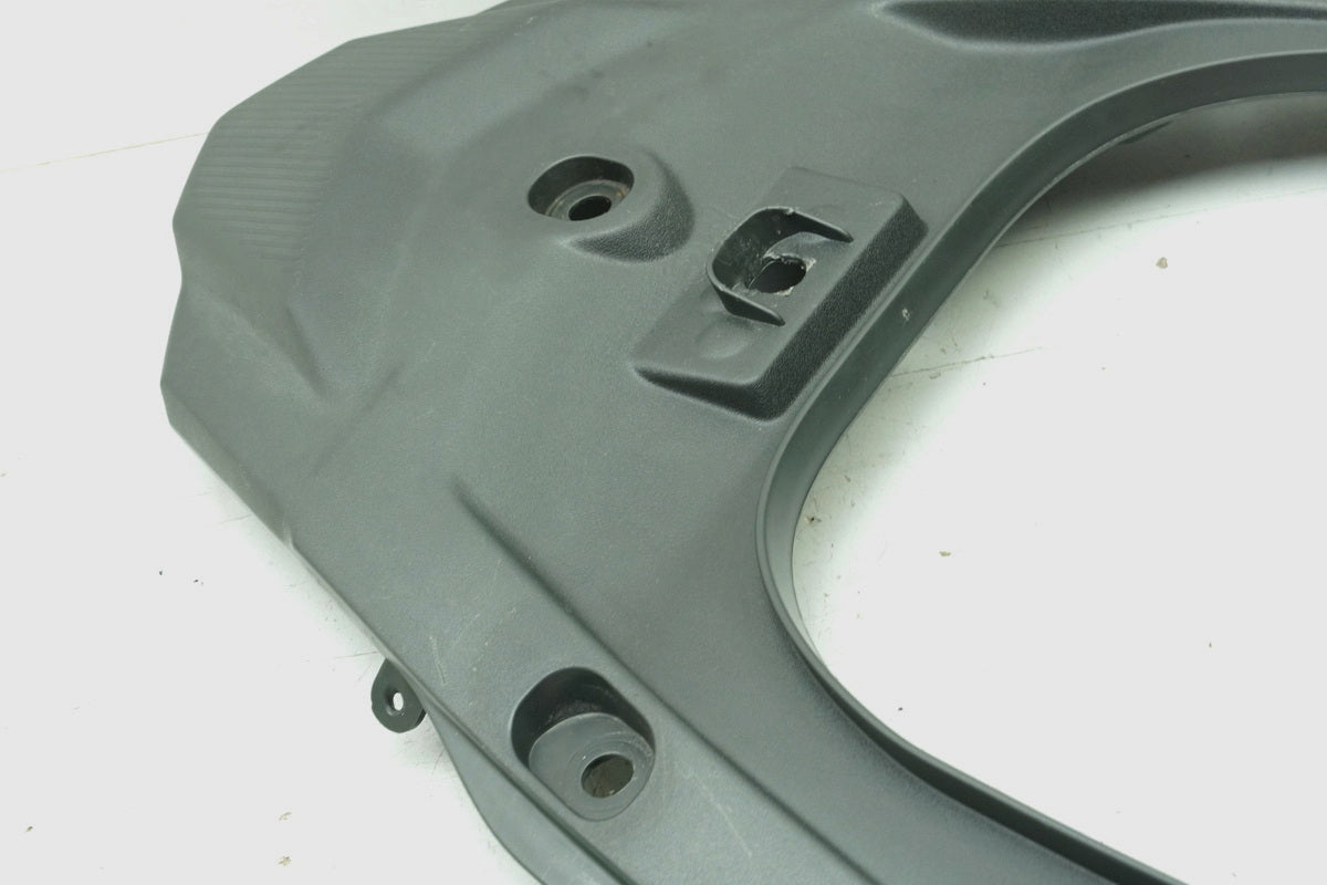 Aprilia Pegaso 650 Strada Verkleidung Heck mitte Abdeckung Cover Blende Deckel