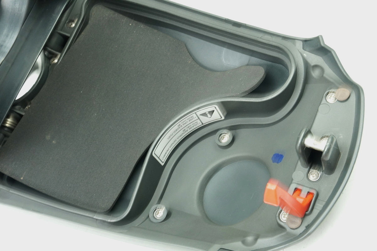 Aprilia Pegaso 650 Strada Tankdeckel Staufach Abdeckung Cover Tank Blende