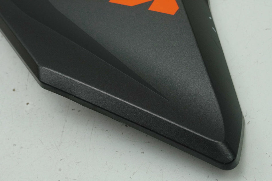 KTM 1290 SUPERDUKE R Tapa de depósito derecha Cubierta de depósito Tapa lateral