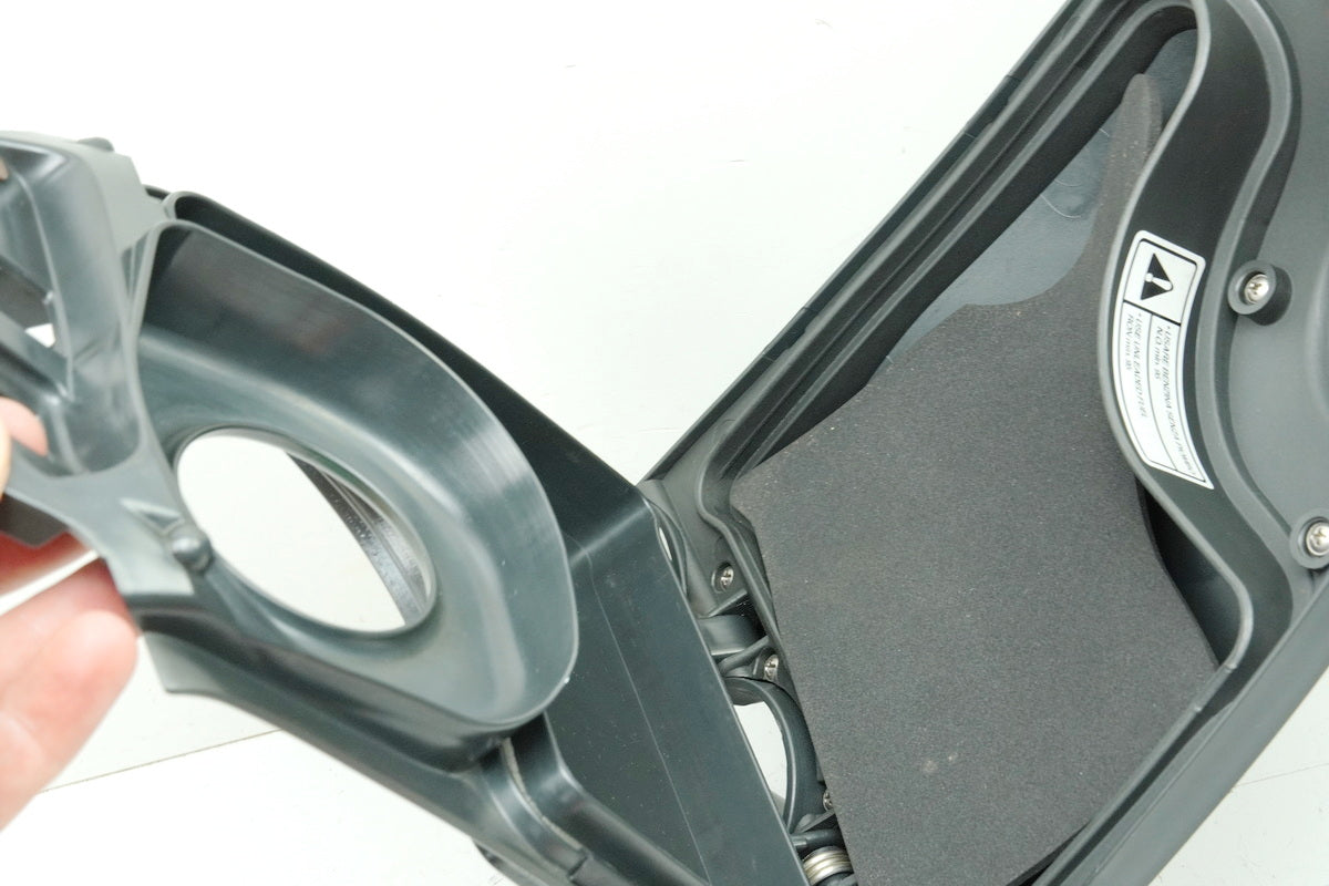Aprilia Pegaso 650 Strada Tankdeckel Staufach Abdeckung Cover Tank Blende