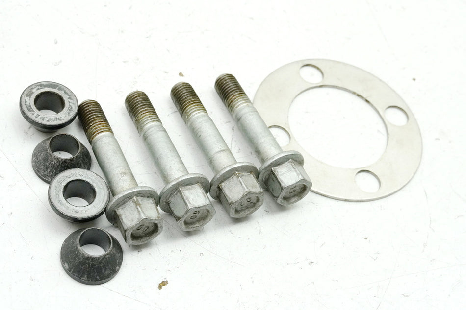 BMW R 850 R 259 Radbolzen hinten Schrauben Felge Distanzen
