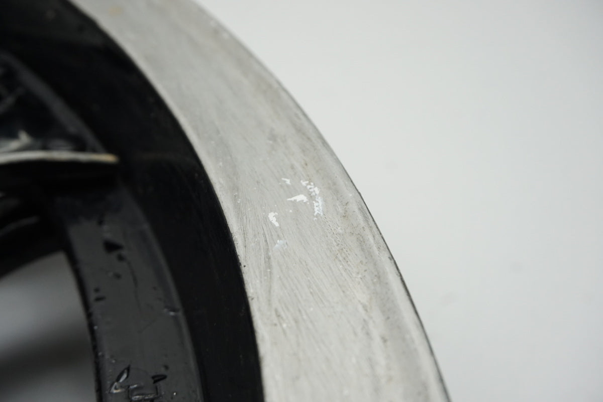 HONDA GL 500 PC02 SILVER WING Rim front Wheel MT 2.15 x 19