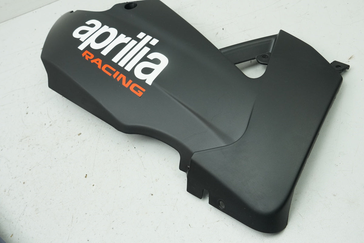 APRILIA RS 125 Verkleidung Bug rechts unten Bugspoiler Seitenteil Cover 21-25
