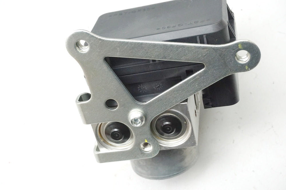 YAMAHA XSR 900 RN43 ABS Pump Pressure Modulator Control Unit
