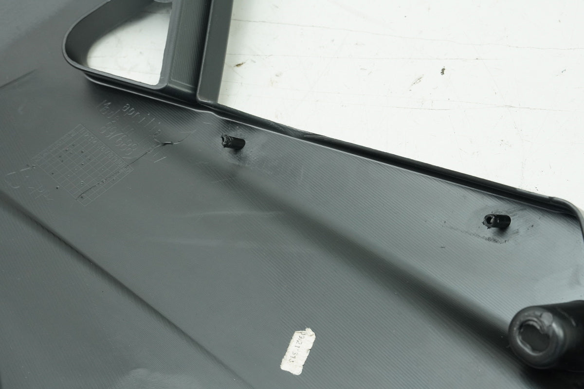 APRILIA RS 125 Verkleidung Bug rechts unten Bugspoiler Seitenteil Cover 21-25