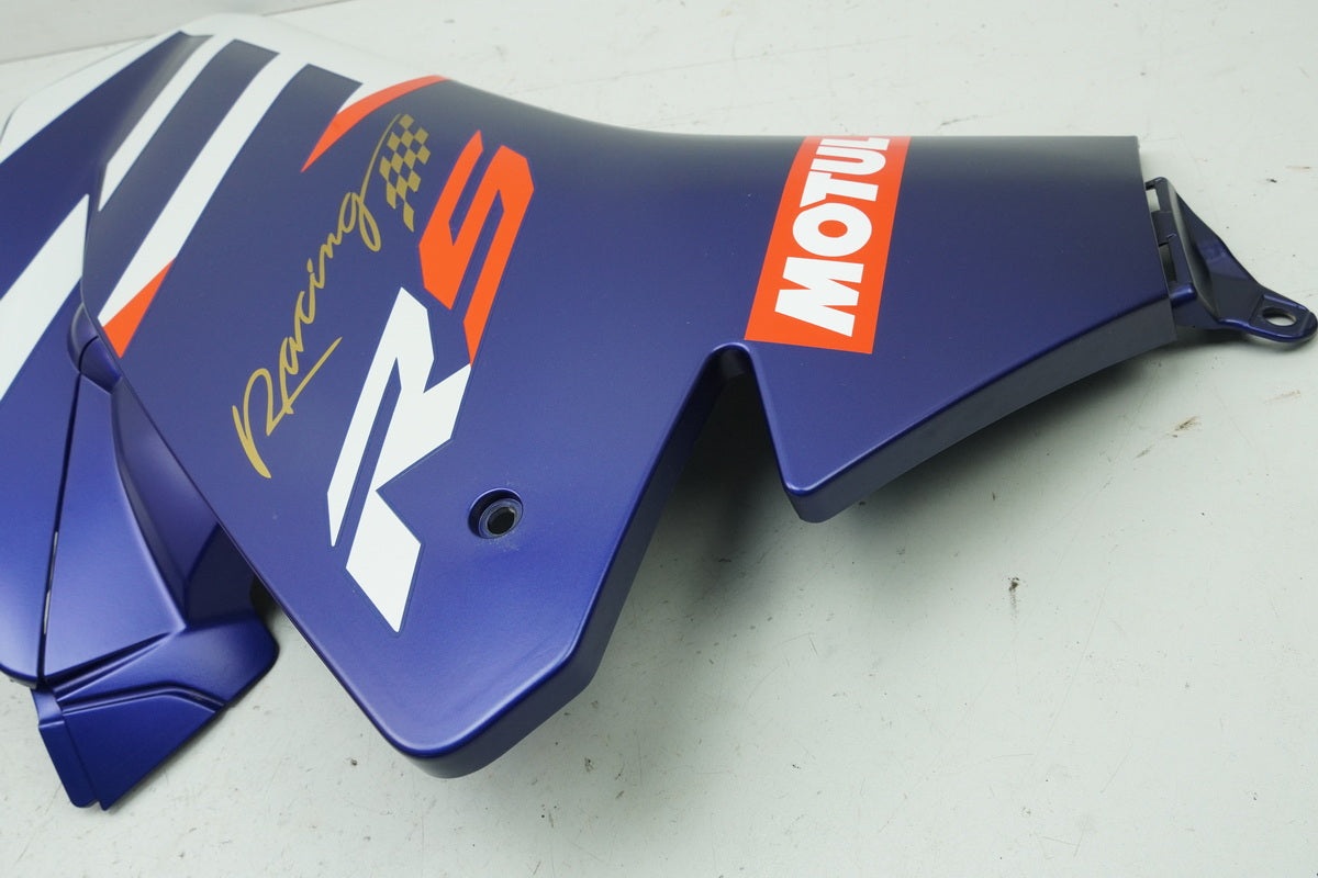 APRILIA RS 125 Seitenverkleidung rechts Abdeckung Seitenteil Cover Blende 21-25