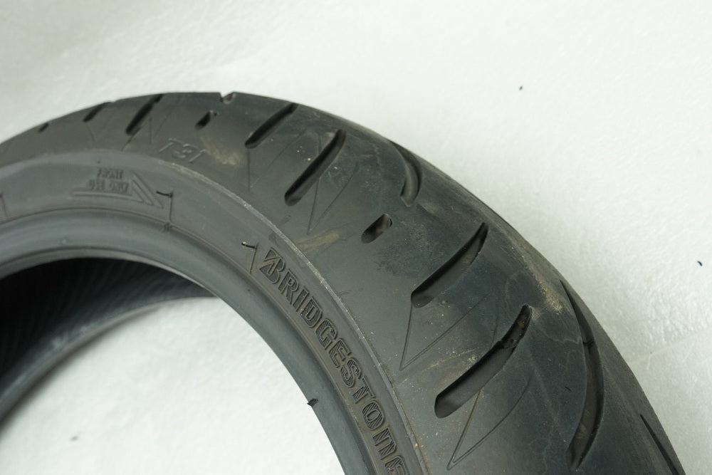 Bridgestone T31 Sport Touring Reifen Reifensatz 120/70 ZR17 + 180/55 ZR17