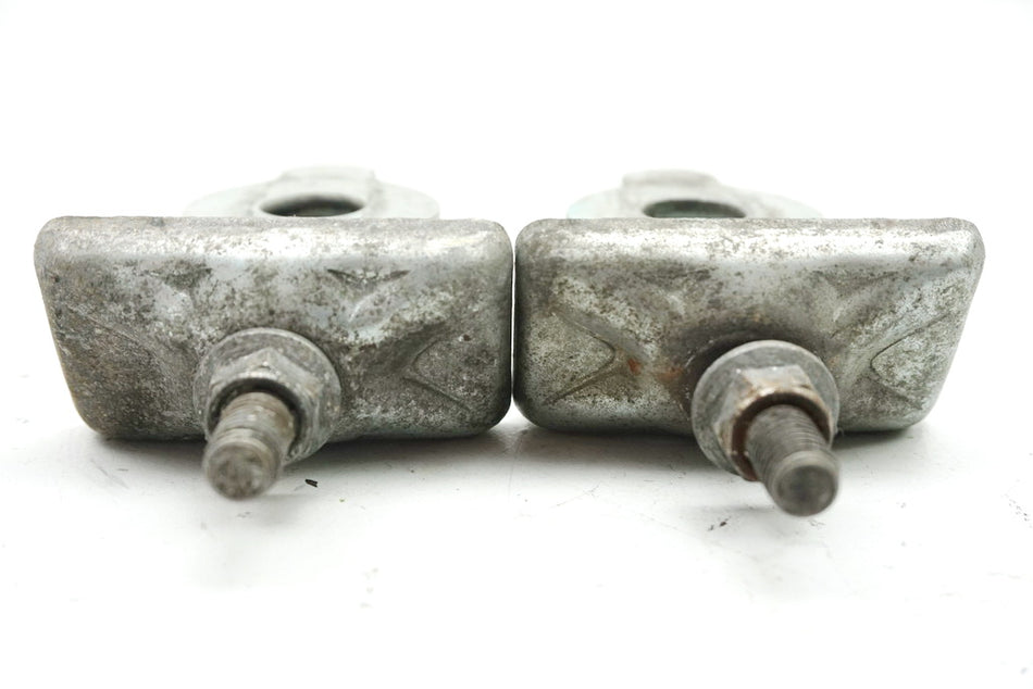 SUZUKI VL 125 WVA4 INTRUDER KETTENSPANNER PAAR für SCHWINGE