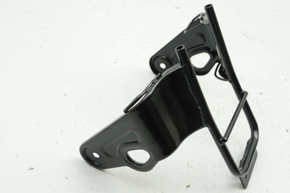 YAMAHA YBR 125 RE05 RE03  Halter Scheinwerfer Blinker Träger Stütze Geweih NEU