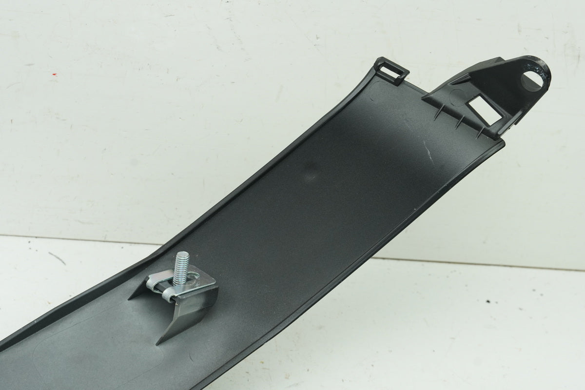 Vespa GTS 310 Seitenverkleidung rechts Abdeckung Seitenteil Cover Blende Heck
