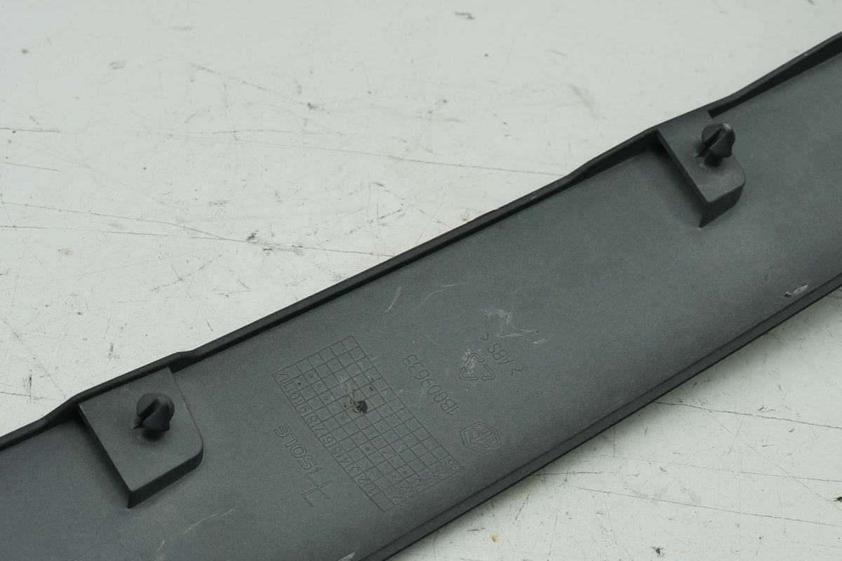 Vespa GTS 310 Seitenverkleidung rechts Abdeckung Seitenteil Cover Blende Heck