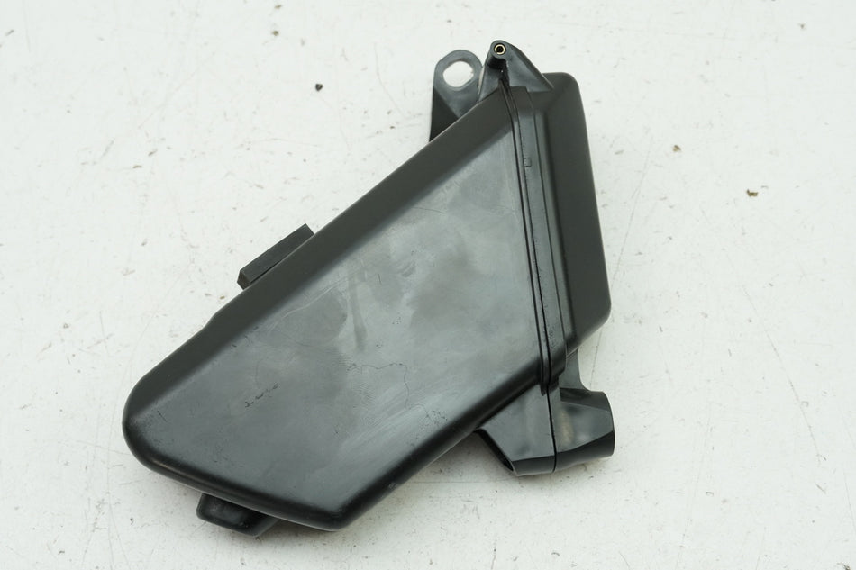 HONDA CBR 600 RR PC37 Werkzeugkasten Werkzeugbox Werkzeugfach 03-06