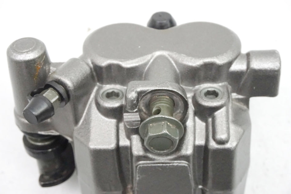 DAELIM VL 125 FI DAYSTAR BA1 Pinza de freno delantera DAE-45100-BA1-R400