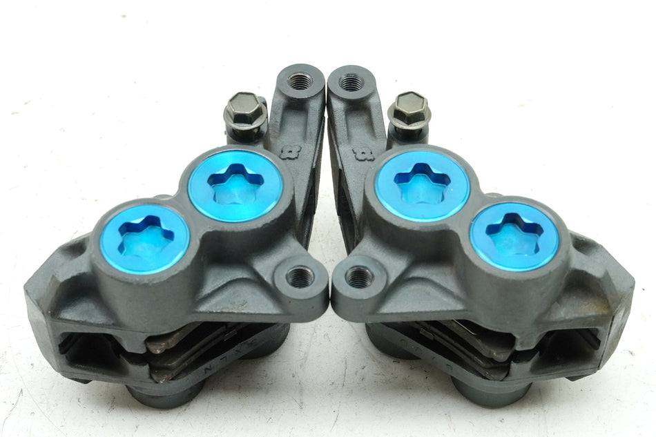 YAMAHA YZF R1 RN01 RN04 RN09 R6 RJ03 RJ05 BT 1100 - Bremssattel vorn Paar 100 mm
