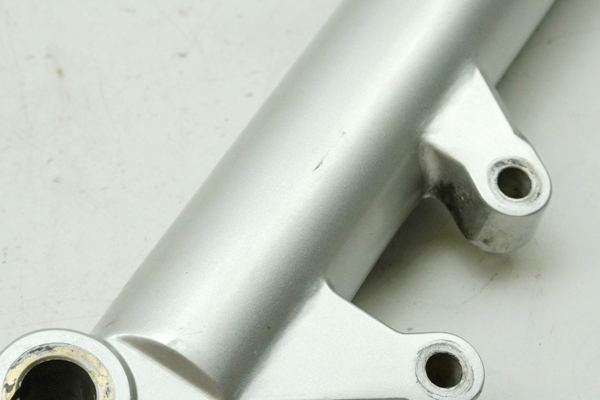 Aprilia Pegaso 650 660 Strada Tauchrohr links Gabelfuß für Standrohr Gabel Holm