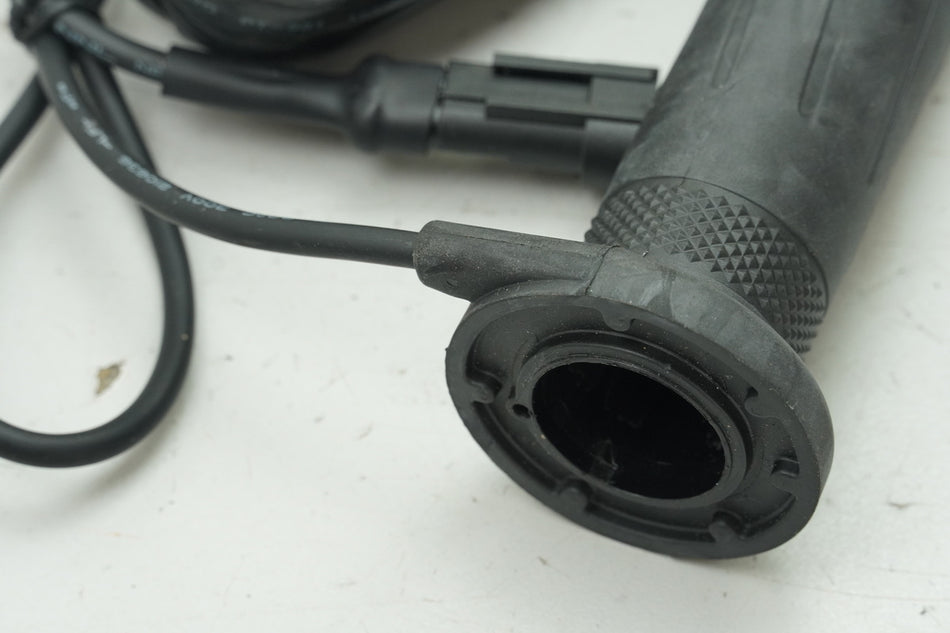 YAMAHA Heizgriffe original hier nur Gasgriff II Heizgriff YME-F2960-00 - NEU