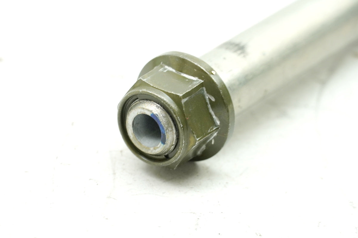 YAMAHA XJR 1300 RP02 Swingarm Pivot Shaft Axle (for frame)
