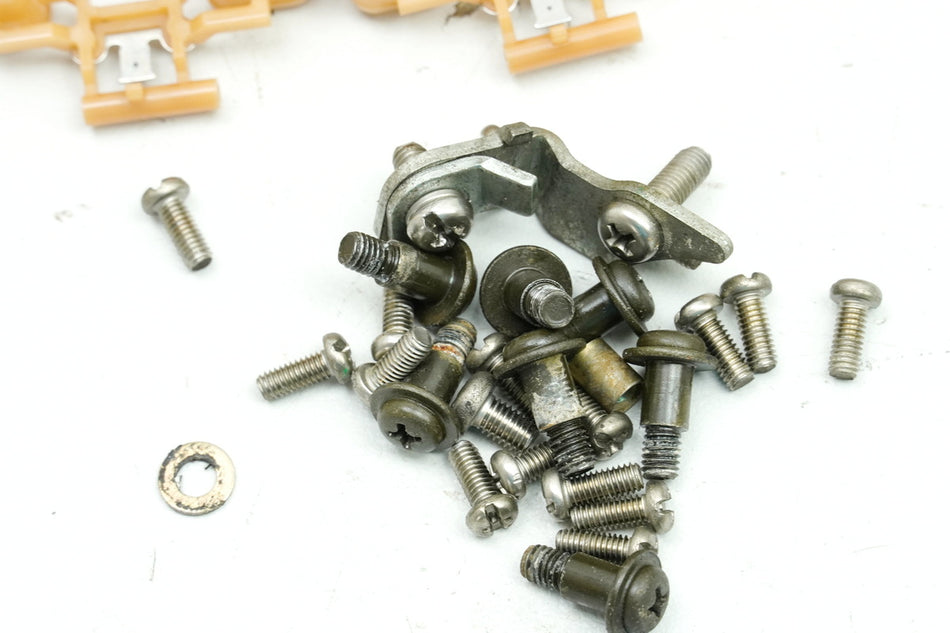 YAMAHA FZS 600 RJ02 FAZER Vergaser Mikuni ultraschallgereinigt Carburetor
