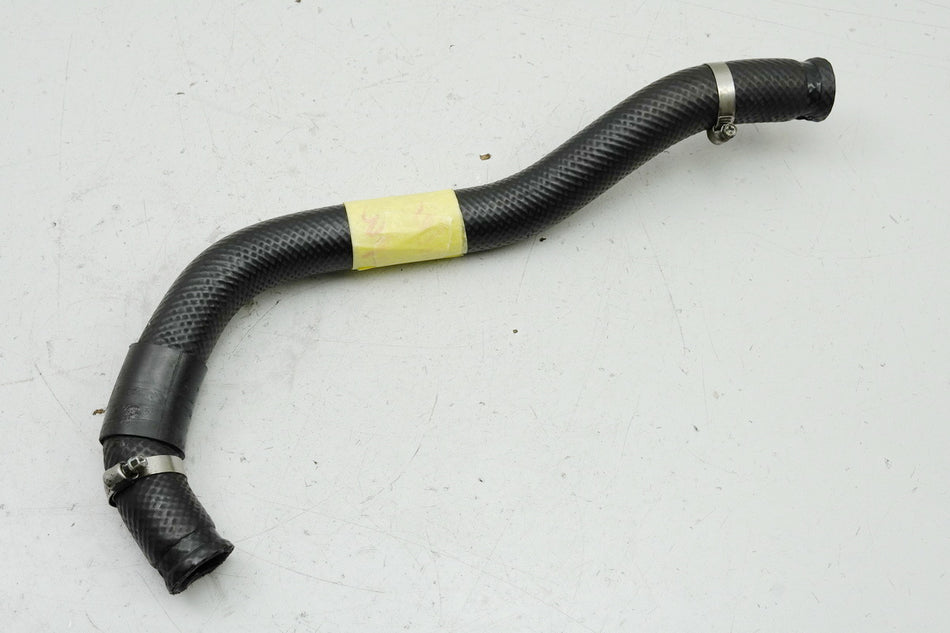 SUZUKI GSF 400 GK75B Bandit Kühlerschlauch Kühler links Wasserpumpe