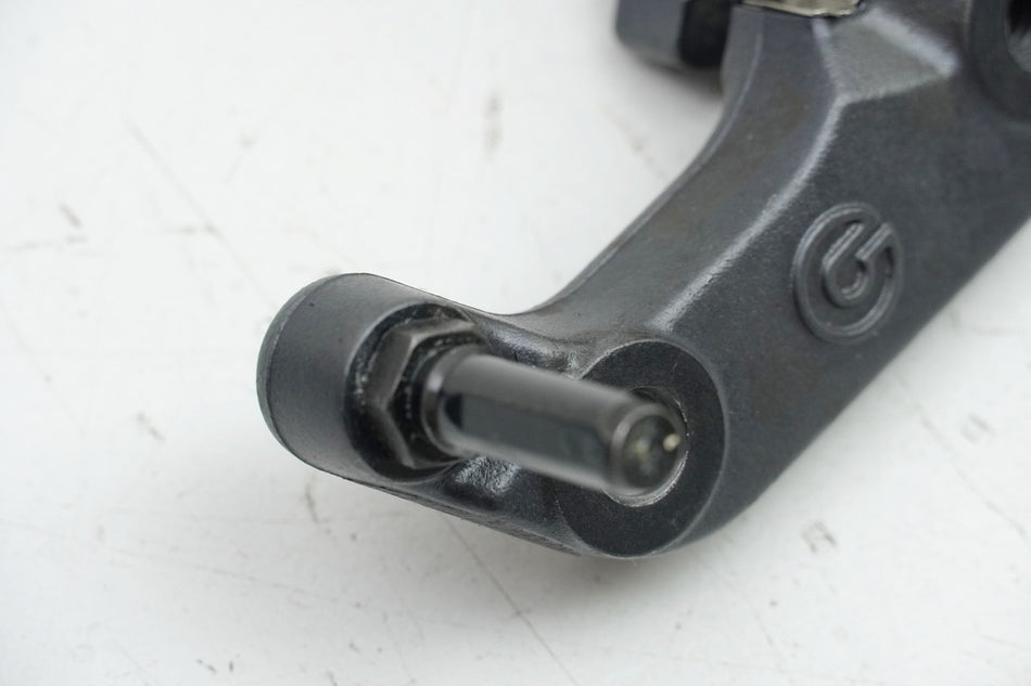 BMW F 650 CS SCARVER Bremsankerplatte Halterung für Bremssattel vorn Ankerplatte