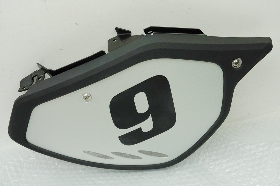 YAMAHA MT09 Street Tracker - Side Panel Right Cover Trim NEWE