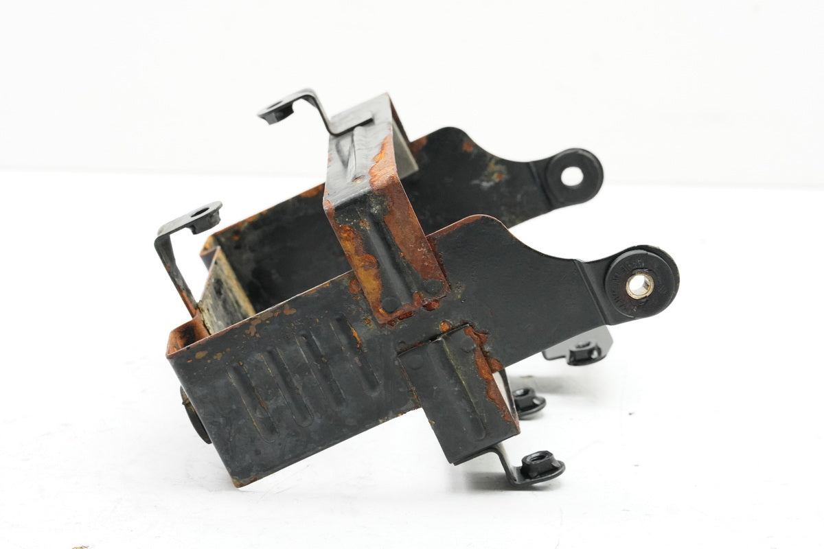 SUZUKI GSF 400 GK75B Bandit Caja de batería Soporte de batería