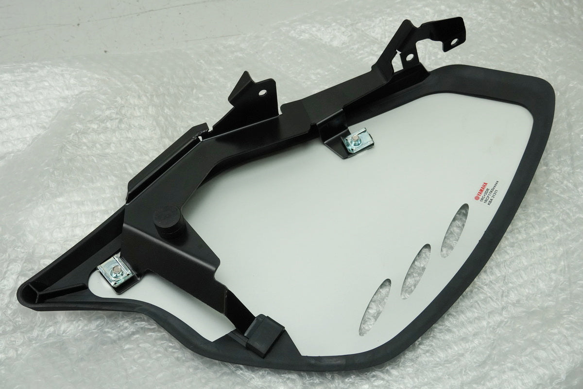 YAMAHA MT09 Street Tracker - Seitendeckel rechts Abdeckung Cover Verkleidung NEU
