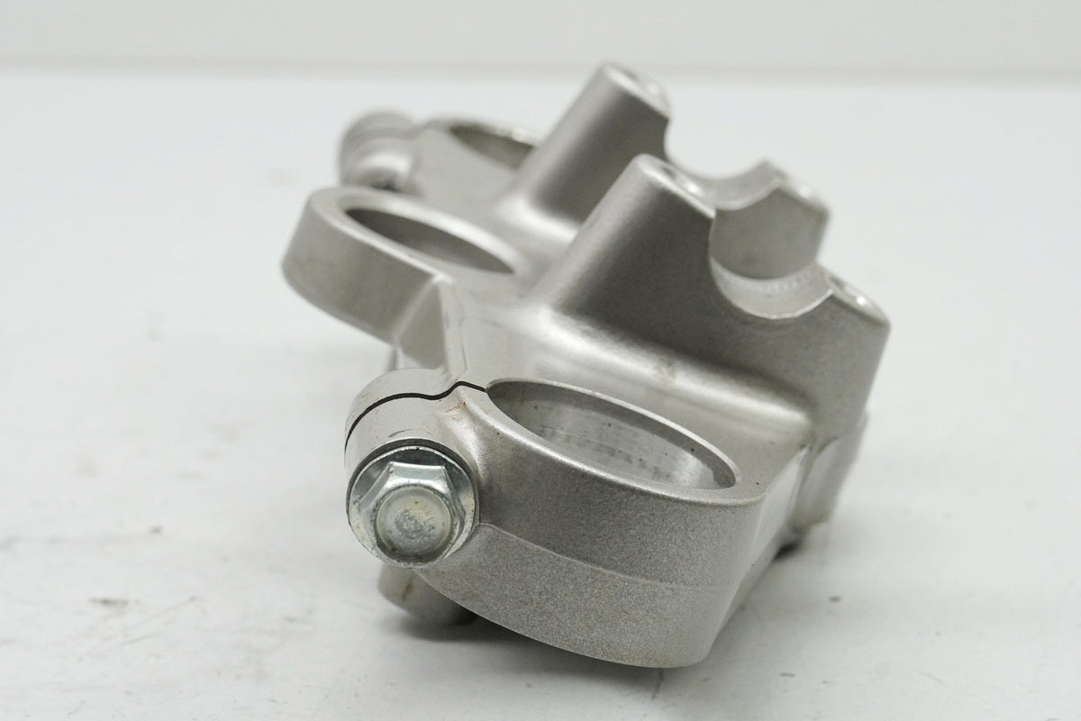 SUZUKI GSF 400 GK75B Bandit Upper Triple Clamp Fork